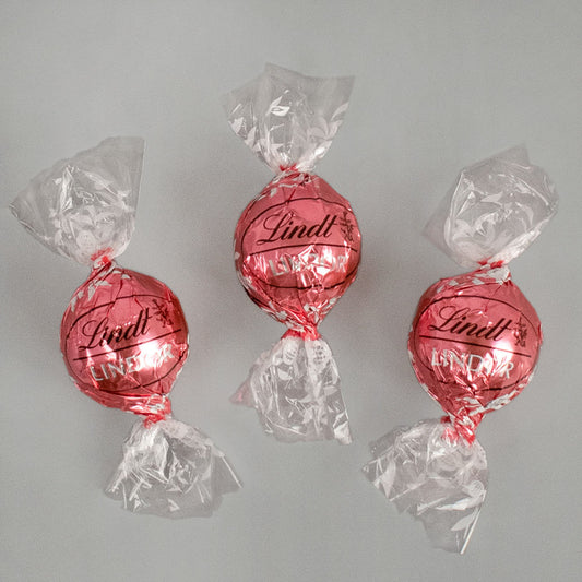 It's a Girl Lindt Truffle Organza Bag