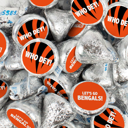 Assembled Football Orange and Black Hershey's Kisses Candy 90ct - 14.4oz