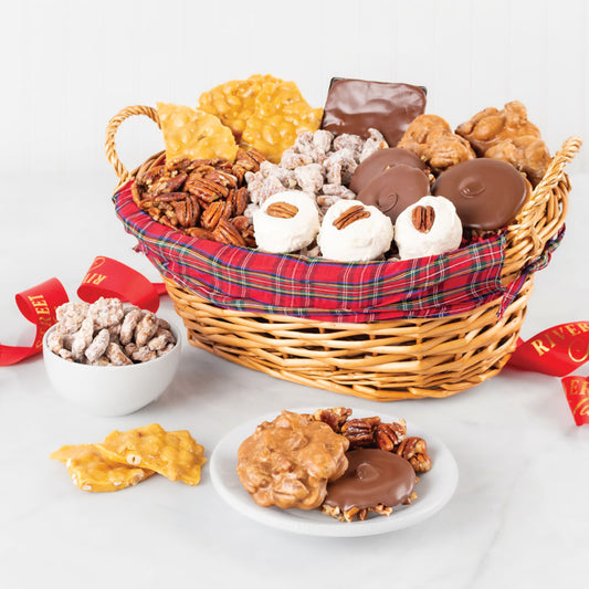 Old Fashioned Christmas Basket